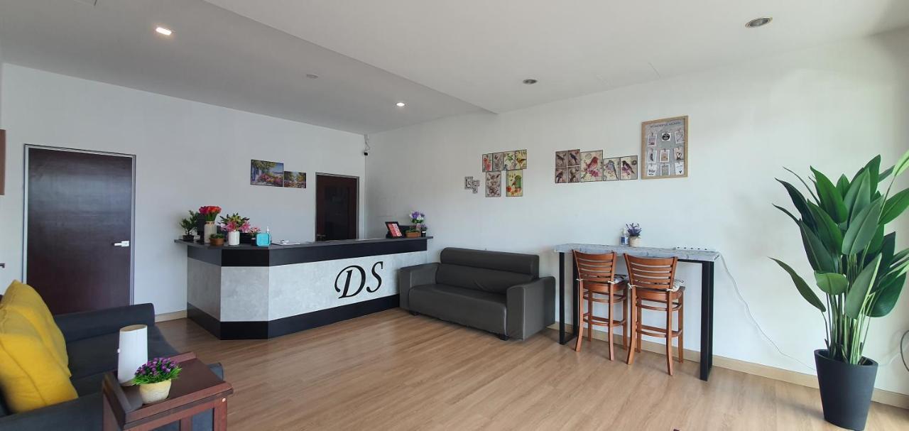 Ds Hotel Ίπο Εξωτερικό φωτογραφία
