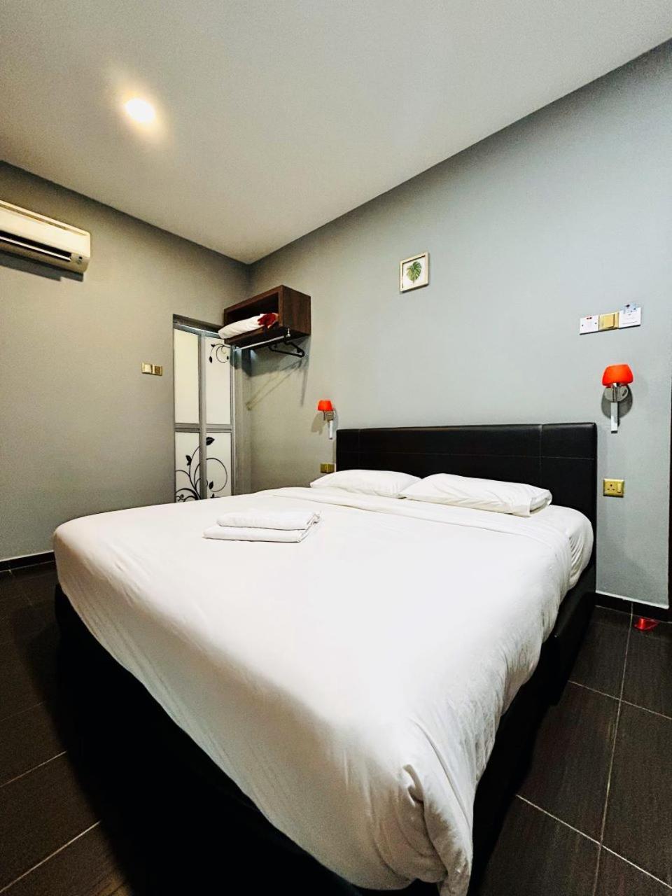 Ds Hotel Ίπο Εξωτερικό φωτογραφία