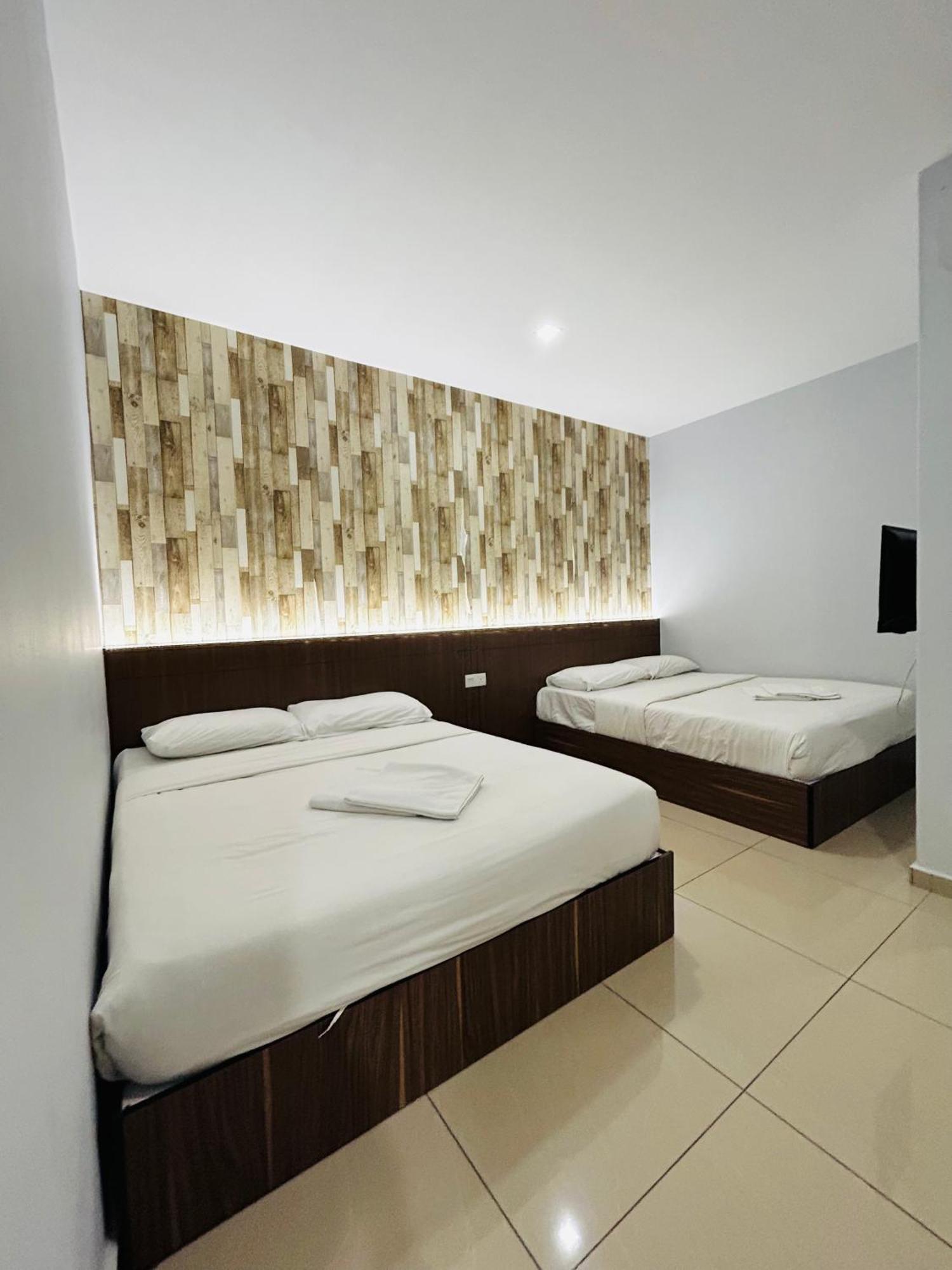 Ds Hotel Ίπο Εξωτερικό φωτογραφία